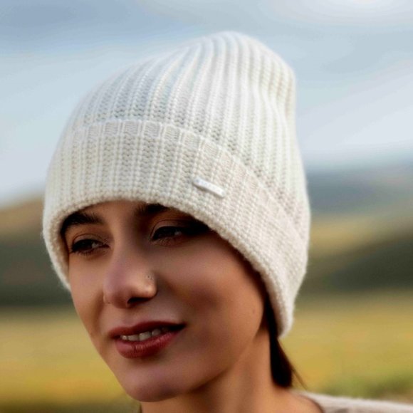 winter beanie hat | Best beanie hat | cold weather hats | Best cold weather hats - Picture 1 of 8